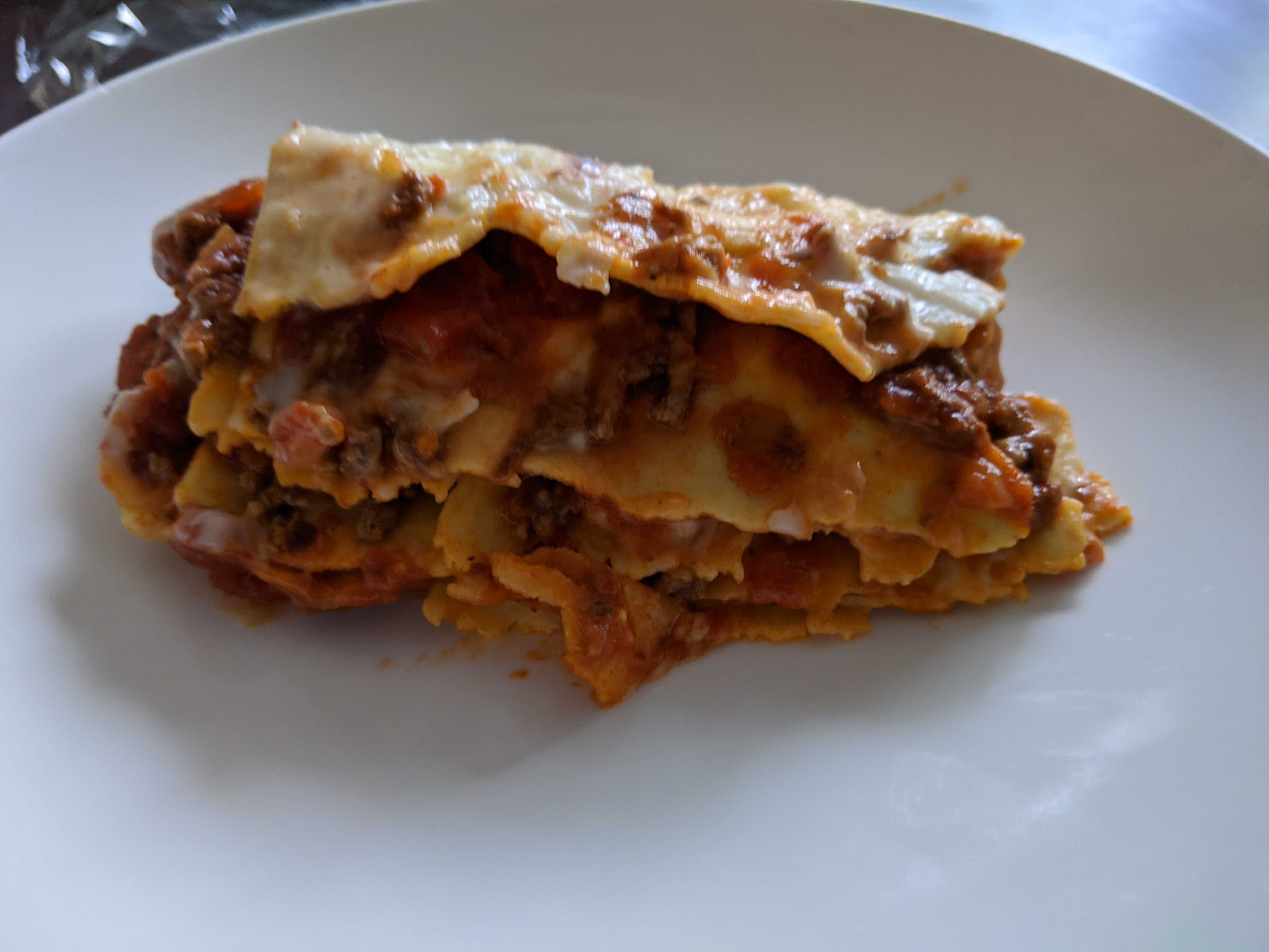 Photo de lasagnes servies